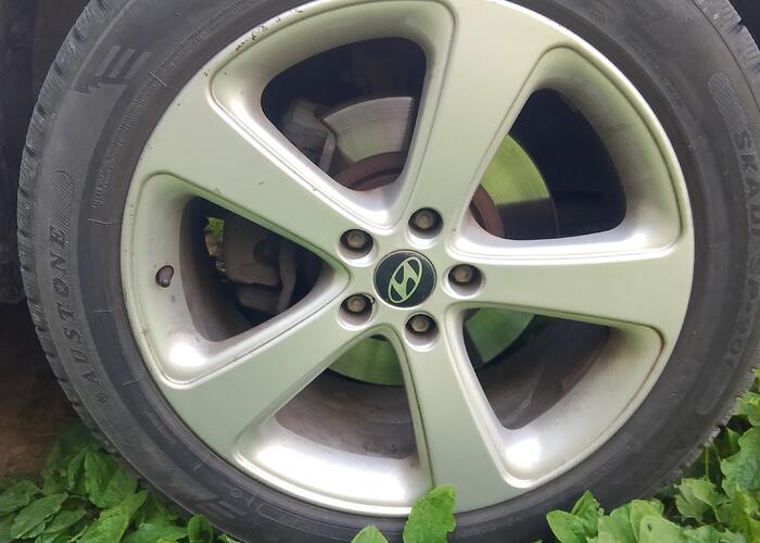 Grajewo ogłoszenia: Sprzedam felgi 5x114.3  wraz z oponami zimowymi 235/55/19 r....